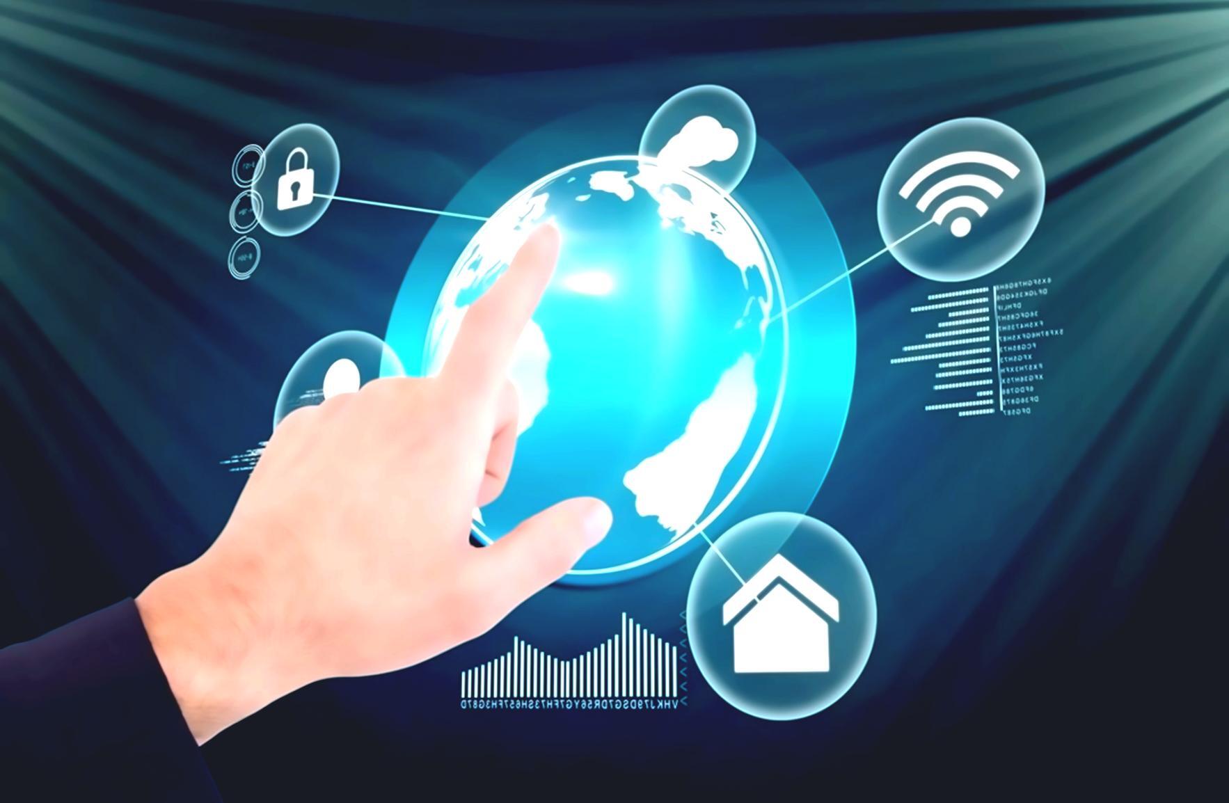 Анализ финансовых данных на экране компьютера